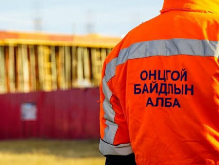 Согтуурсан үедээ мотоциклтой явж байгаад нууранд осолдсон иргэнийг эрэн хайж байна