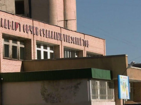 ЭМЯ: Коронавируст халдварын хүндэрсэн хэлбэрээр нас барсан хүний тоо 102 боллоо