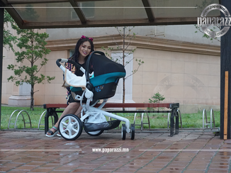 Photo paparazzi ••• Д.Одзаяа: Ганц би алдсанаас болж тэр бүх хүний ажил нурж болохгүй шүү дээ. Тиймээс л бид алдах эрхгүй ажилладаг даа