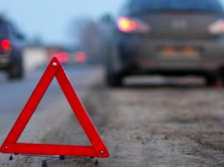 Зам тээврийн ослын улмаас найман хүн гэмтжээ