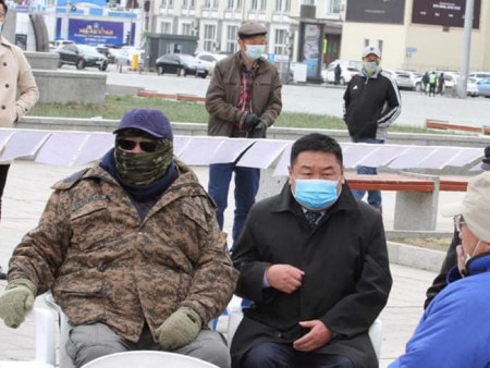 Д.Ганбат: Ажлын хэсэг байгуулагдан гишүүд өлсгөлөнгөө зогсоох шат руу орж байна