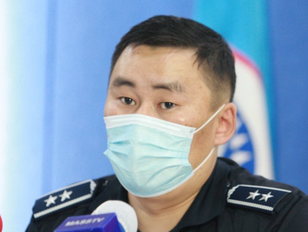 Гэр бүлийн хүчирхийлэл үйлдсэн гэх Ж.Мөнхбатад холбогдох хавтаст хэргийн материал алдагдсан асуудлыг шалгаж байгаа гэв
