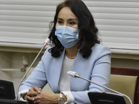 Ковидын халдвар авсан Ц.Мөнхцэцэг гишүүн эдгэрч, эмнэлгээс гарчээ