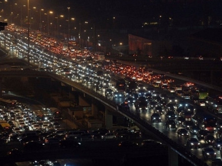 ​Хотын түгжрэлийг бууруулах 223 км авто замыг ирэх гурван жилд барина