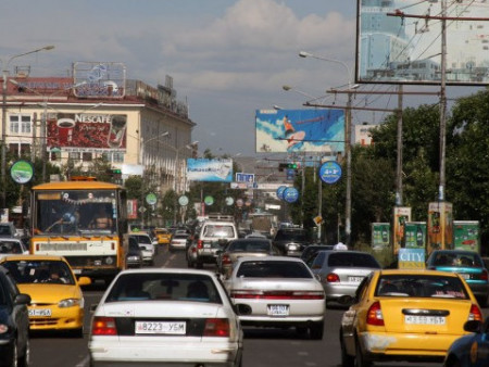 Амралтын өдрүүдэд автомашиныг тэгш, сондгой дугаараар хөдөлгөөнд оролцуулна
