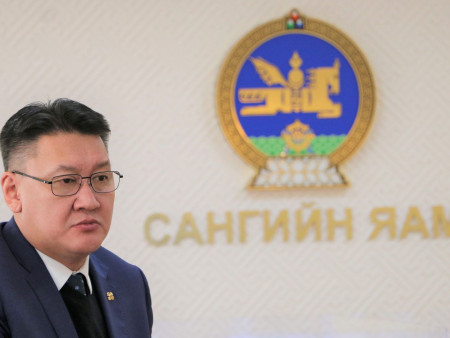 Сангийн яам 110 жилийн ойгоороо 1000 ширхэг энгэрийн тэмдэг хийлгэхээр ТЕНДЕР зарлажээ