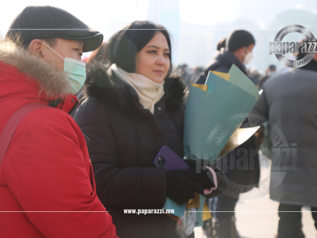 Photo Paparazzi ••• Их найрагчийн бага охин Д.Индра манай папараццид өртлөө