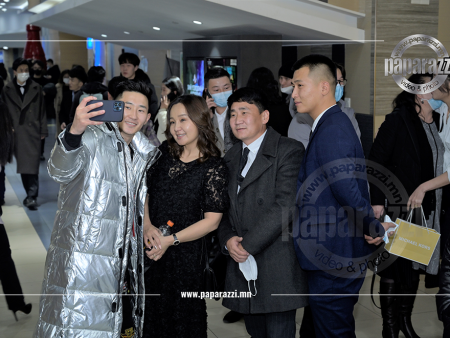 Photo paparazzi ••• “OI Entertainment”-ийн “No Rules” бүрэн хэмжээний уран сайхны кино нь үзэгчдийг байлдан дагуулж байна