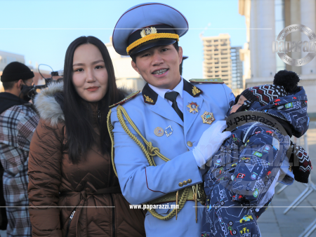 Photo paparazzi ••• Ц.Цогтбаатар: Монголын ард иргэдээ, тусалж дэмжсэн бүх хүмүүстээ баярлалаа
