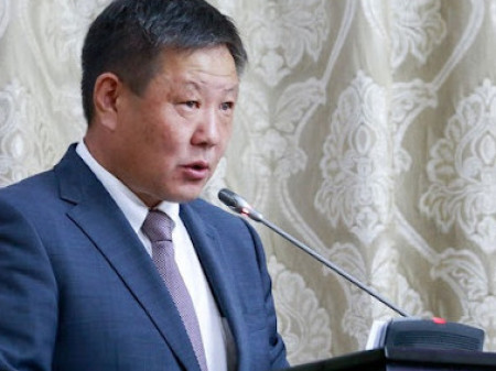 ЗТХ-ийн сайд Л.Халтар та, Эрээн гацсан ачаа барааг төмөр замаар тээвэрлэх зохицуулалт хийгээч