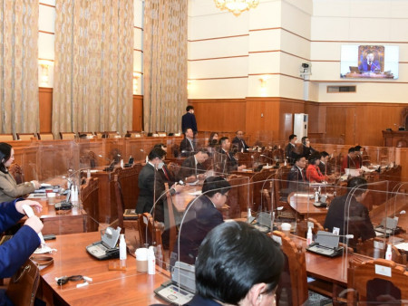 ПАРЛАМЕНТ ээлжит бусаар хуралдах тов гаргалаа