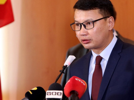 Г.Энхтайван дарга аа, танай Худалдан авах ажиллагааны газарт төсөл боловсруулчих ажилтан алга уу?