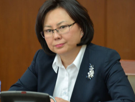 С.Одонтуяа: Сошиалаар бөөн боовны хэрүүл