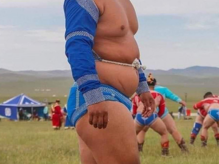 Аймгийн заан Э.Мөнхжаргал түрүүллээ