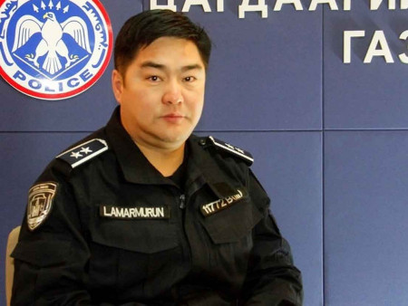 Л.Амармөрөн: Цагаан сарыг гэр бүлийн хүрээнд тэмдэглэж, хүүхдийн дэргэд согтууруулах ундаа хэрэглэхгүй байхыг уриалж байна