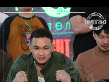 Photo Paparazzi ••• Дамбын Хишгээгийн хүү ХӨШИГИЙН ХӨНДИЙД хот байгуулах уу...