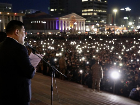 Л.Оюун-Эрдэнэ: Монголчууд эвлэлдэн нэгдэх болгондоо өөдлөн дэвжиж, талцан хуваагдах бүртээ уруудан доройтдог