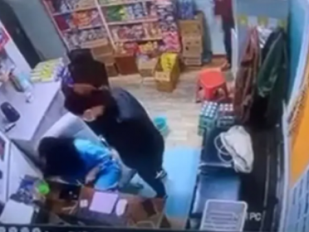 Дэлгүүрийн худалдагч бүсгүй эзнээ хоёр удаа зодсон хэргийг шалгаж байна