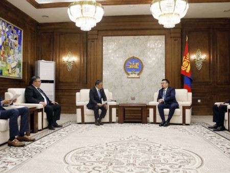 Хүлээлт үүсгэж, анхаарал татаж буй Донорын хуулийн төслийг өргөн барилаа