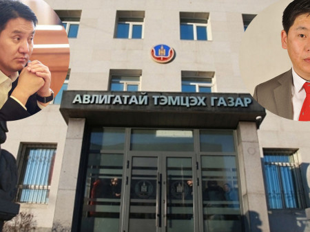 ​  Баянгол дүүргийн иргэд ЗДТГ-ын албан тушаалын хэргийг хав дарж буй АТГ-ын үүдэнд СУУЛТ ХИЙХЭЭР болжээ