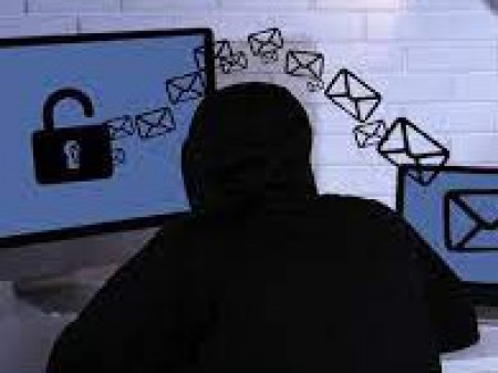 Үл таних нэгнээс ирэх найзын хүсэлтийг нягтлахыг АНХААРУУЛЖ байна