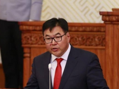 Ц.Анандбазар гишүүний дансан дахь мөнгө огцом өсөж ГУРВАН тэрбум 402 сая төгрөгт хүрчээ