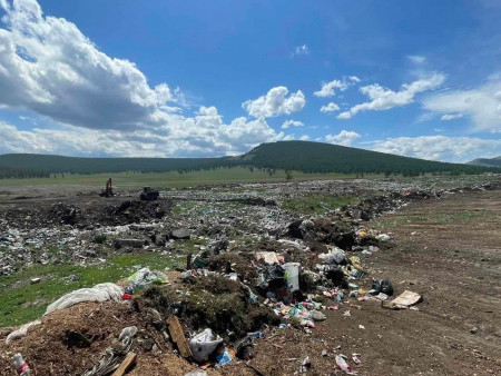 ХӨВСГӨЛ БОЛОН ЭГИЙН ГОЛЫН ЭХЭЭС НИЙТ 6.4 ТОНН ХОГ ЦЭВЭРЛЭЖЭЭ