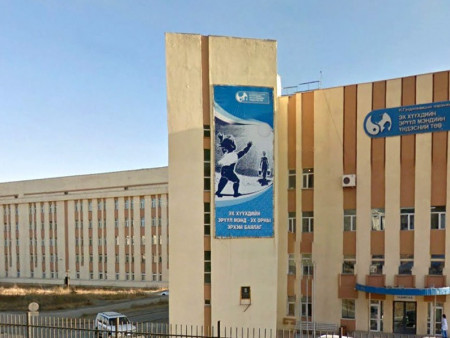 ЭХЭМҮТ долоон настай охинд элэг шилжүүлэн суулгах мэс заслыг амжилттай хийжээ