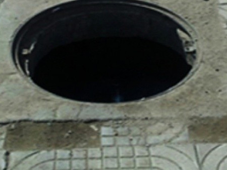 Дулааны худагт хүүхэд унасан дөрвөн настай охиныг эсэн мэнд гарган авчээ