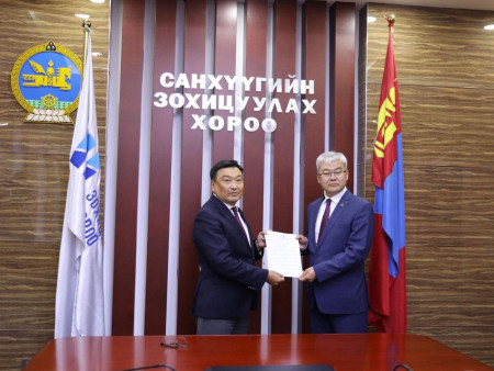 ТӨРИЙН БАНК НЭЭЛТТЭЙ ХУВЬЦААТ КОМПАНИ  БОЛОХ ЗӨВШӨӨРЛӨӨ АВЛАА