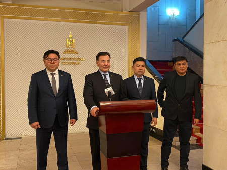 Нүүрсний хулгайд холбогдож, нэр нь зарлагдсан УИХ-ын ТАВАН  гишүүн АТГ-т гомдол гаргажээ