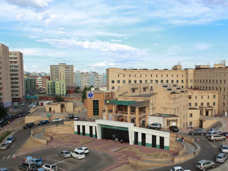 Гурван настай хүү найм дахь өдрөө ухаангүй байна