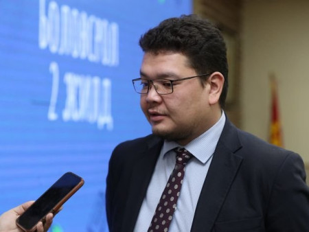 БЗС-гийн дарга Д.Гардийг албан тушаалаас нь түдгэлзүүлж, хилээр гарахыг нь хязгаарлав