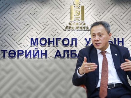Ү.Ганболд даргын ашиг сонирхол эмнэлгийн даргын албан тушаал уу!!!