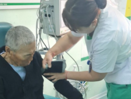 МУУГЗ С.Баатарсүхийг Төрийн тусгай албан хаагчдын эмнэлэгт хэвтүүлжээ