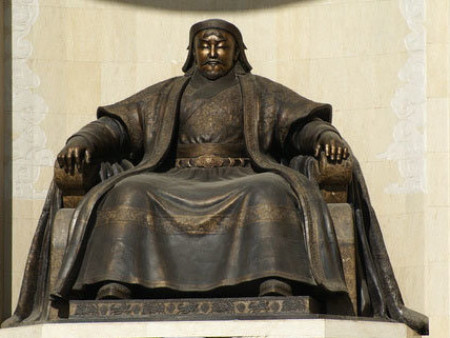 Маргааш бүх нийтээрээ амарна
