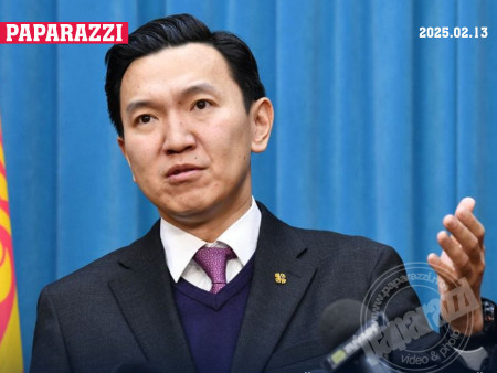 Н.Учрал: Өнөөдрөөс эрүүл мэндийн салбарын тусгай зөвшөөрлийн хүсэлтийг 20-30 минутад цахимаар хүлээн авч, хуульд заасан 22 хоногт багтаан шийдвэрлэнэ