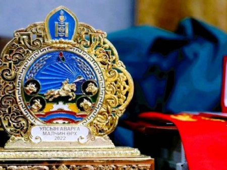 Улсын аварга малчин, саальчин, фермер, тариаланчид