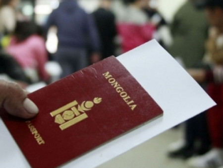 Гадаад паспорт, мөнгө, эд зүйлсээ биеэсээ салгахгүй аялахыг анхаарууллаа