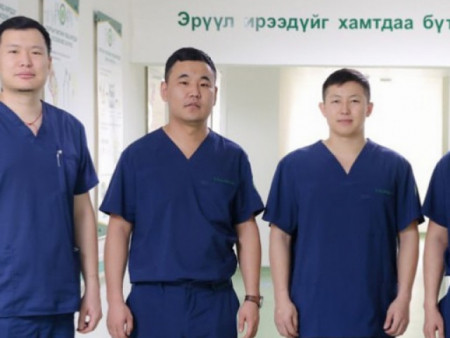 ГССҮТ: Дунд чөмөгний булууны дутуу хөгжлийг дурангийн мэс заслын аргаар эмчлэх шинэ технологи нэвтрүүллээ