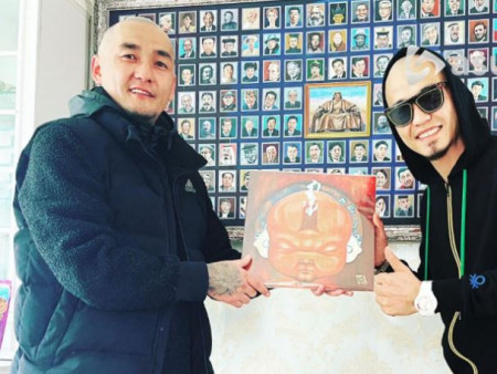 Р.Эмүжин: ICE TOP-ыг Монголын гурван үеийн залуус алдаа, оноотой нь хайрласан