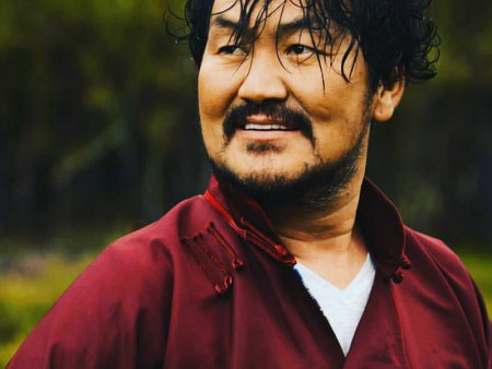 Жүжигчин Ц.Ганзориг: Онгироо хэрнээ ажилгүй залуус маш олон болж