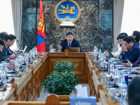 ЗГ: “Стратегийн зарим ордын талбайн хил заагийг тогтоох тухай” тогтоолын төслийг батлахаар хэлэлцэж байна