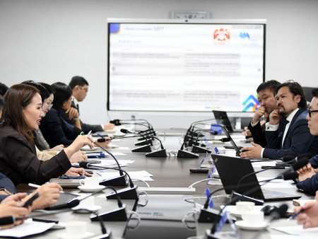 Ази, Номхон далайн бүсийн 