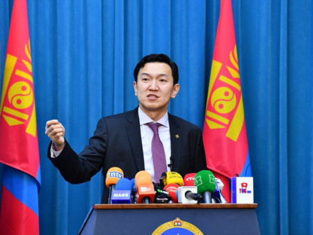 Н.Учрал: Эдийн засагт үүссэн сөрөг нөлөөллийг бууруулах 10 цогц арга хэмжээг хэрэгжүүлнэ