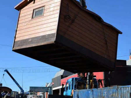 САНАЛ АСУУЛГА: ТҮЦ-үүдийг нүүлгэж, нийтийн эзэмшлийн зам талбайг чөлөөлөхийг 2324 хүн ДЭМЖЖЭЭ