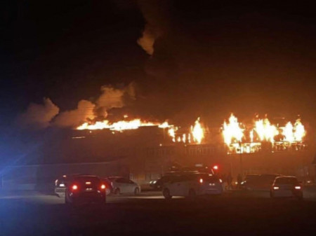 Галд өртсөн “Шинэ Мөрөн“ худалдааны төвийн суурин дээр шинэ үйлчилгээний төв барьж 10-р сарын 01-нд ашиглалтад оруулна