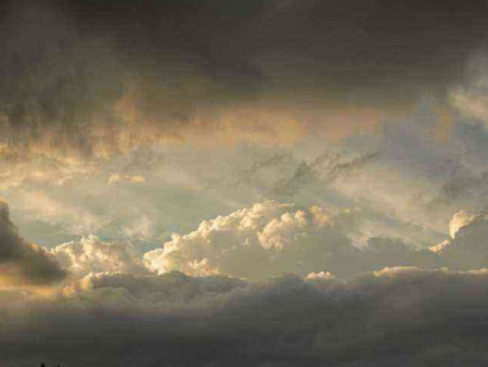 Цаг агаарын аюултай үзэгдлээс сэрэмжлүүлж байна