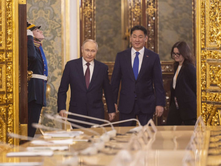 Монгол Улсын Ерөнхийлөгч У.Хүрэлсүх, ОХУ-ын Ерөнхийлөгч В.В.Путин нар албан ёсны уулзалт хийлээ