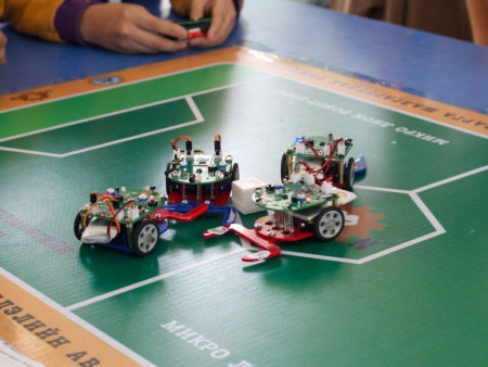 Нийслэлийн аварга шалгаруулах “Микро лион робот-2025” тэмцээн боллоо